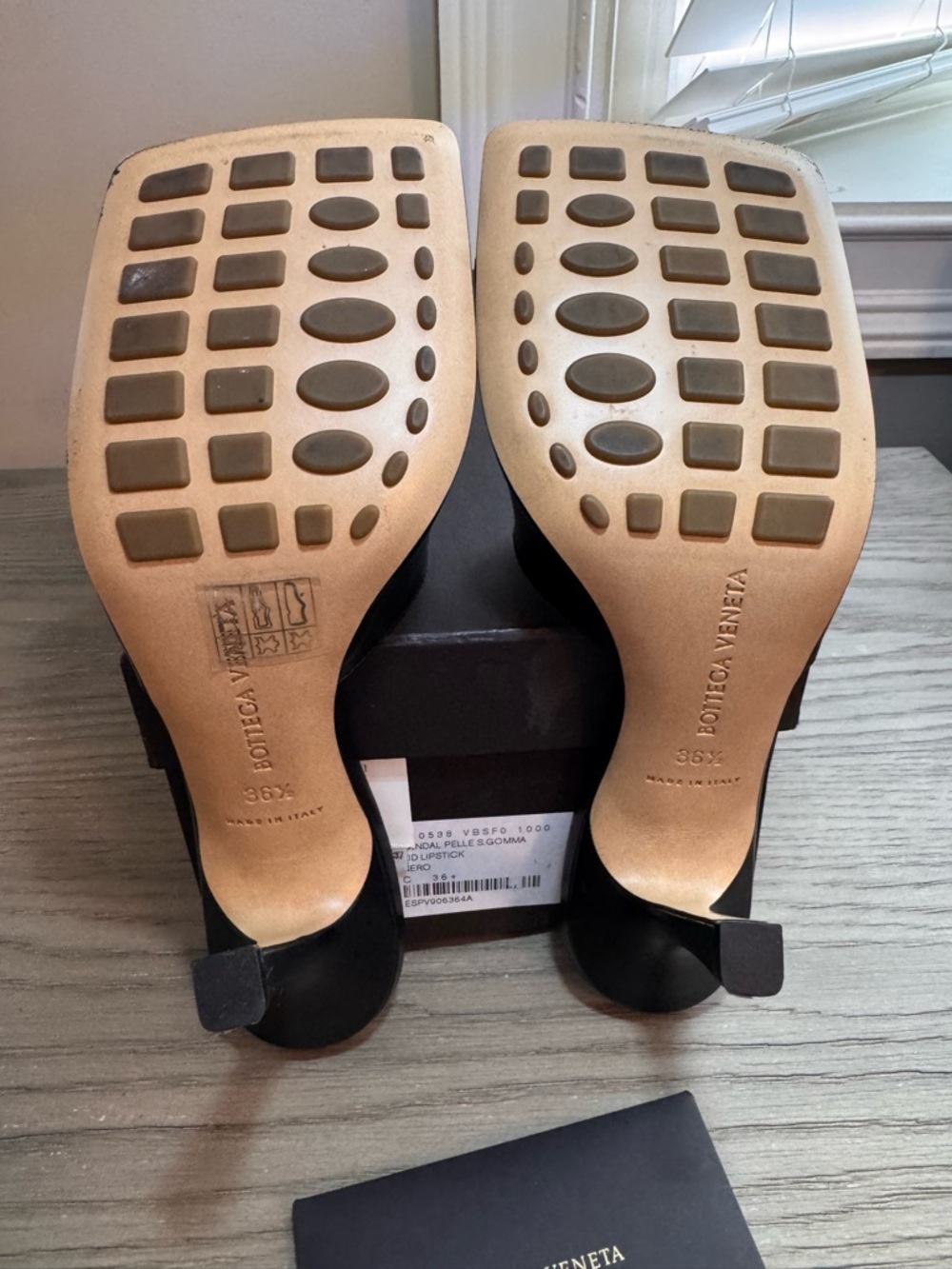 Bottega Veneta Stretch Mule 90 Black Leather Heels 36.5 Like New Worn Once - Picture 7 of 7